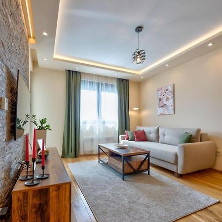 Apartman 65 兹拉蒂博尔 外观 照片