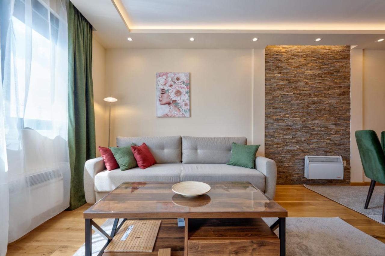 Apartman 65 兹拉蒂博尔 外观 照片